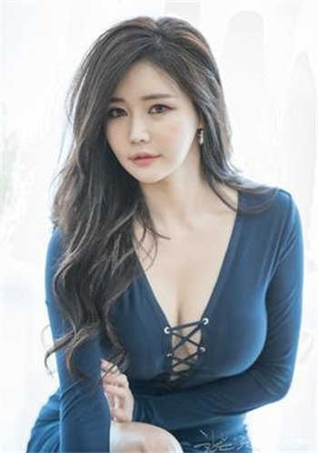 小绿茶关山越
