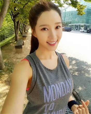 快手小妹现在叫什么