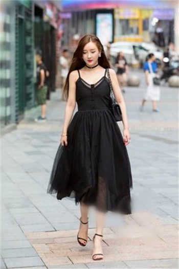 新婚张燕与局长