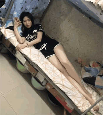 一个女的新人错过末班车
