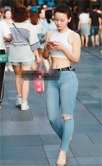江苏一女子一天与7男