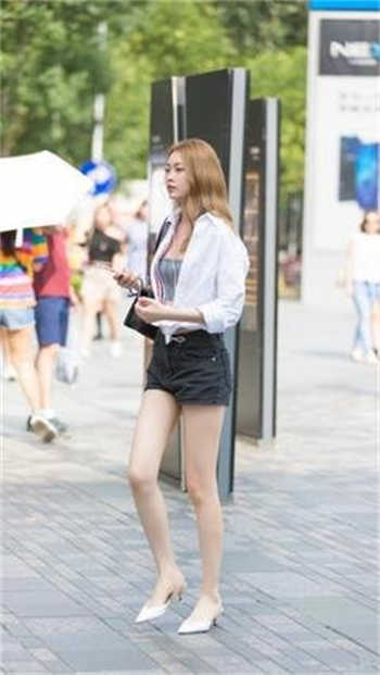 官场女组织部长童馨儿