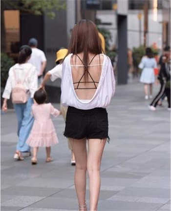 qq上安排的服务靠谱吗