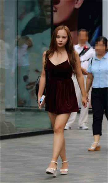 mcsr250那些女的怎么了