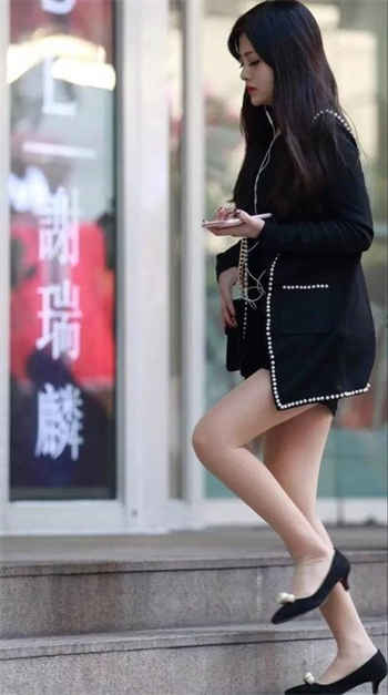 让人脸红心跳的紧身裤