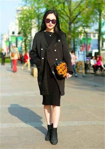 先收母后收女儿的
