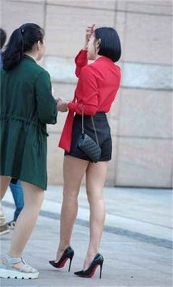 麻豆卡1卡2卡3卡4国色天香