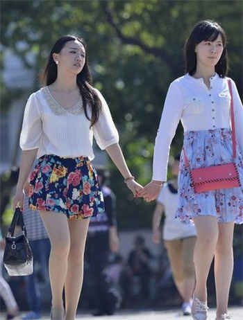 美丽妻子的迷恋木鱼神