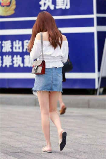 怎么拿卫生巾不尴尬