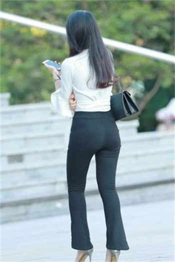 印度圣女和僧人动图