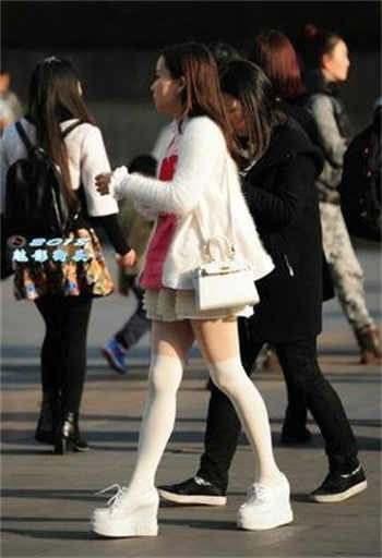 探蜜圈同城约是真的假的