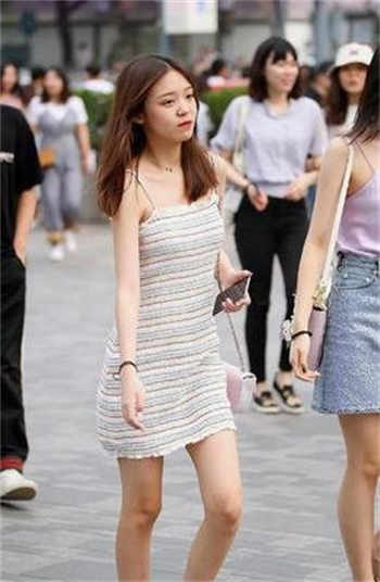 女大学302宿舍李倩