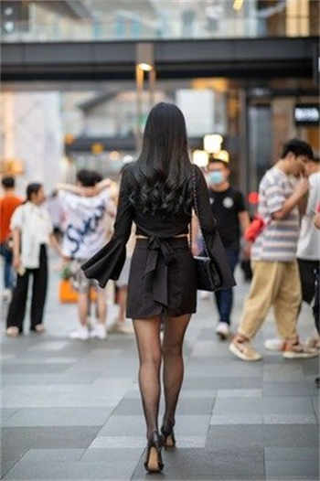 老头在公园吃奶摸B视频