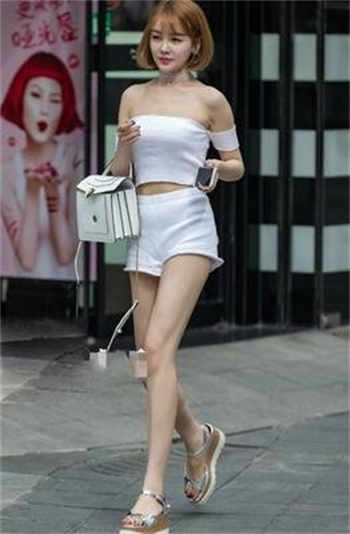 面具下的妻子蒋冰蝉的情人