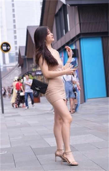 受邀与别人的妻子中文