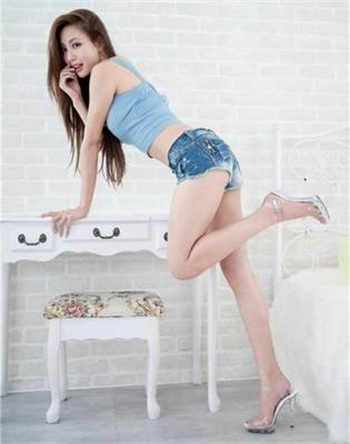 绿巨人会心一笑动图