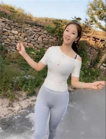 冯提莫个人资料身高