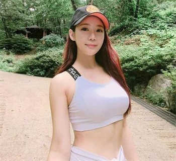 女s免费收贱狗的微博